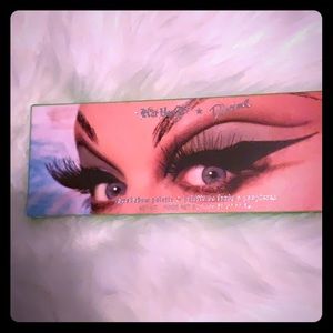 KAT Von D John Waters Eye Pallet. Mr. Eggman?